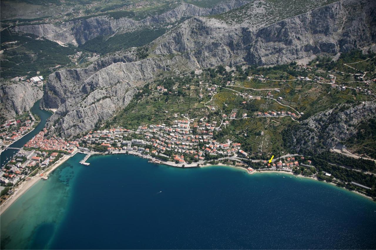 Apartment Zizi Omiš Exteriör bild