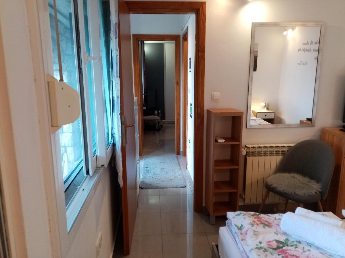 Apartment Zizi Omiš Exteriör bild